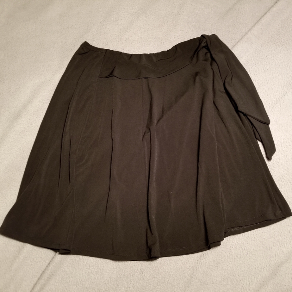 Studio 253 Woman's L Midi Skirt